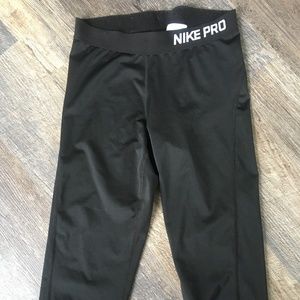 Nike Pro Capri Workout Leggings Sz Women's M
